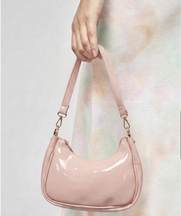 SLING BAG
